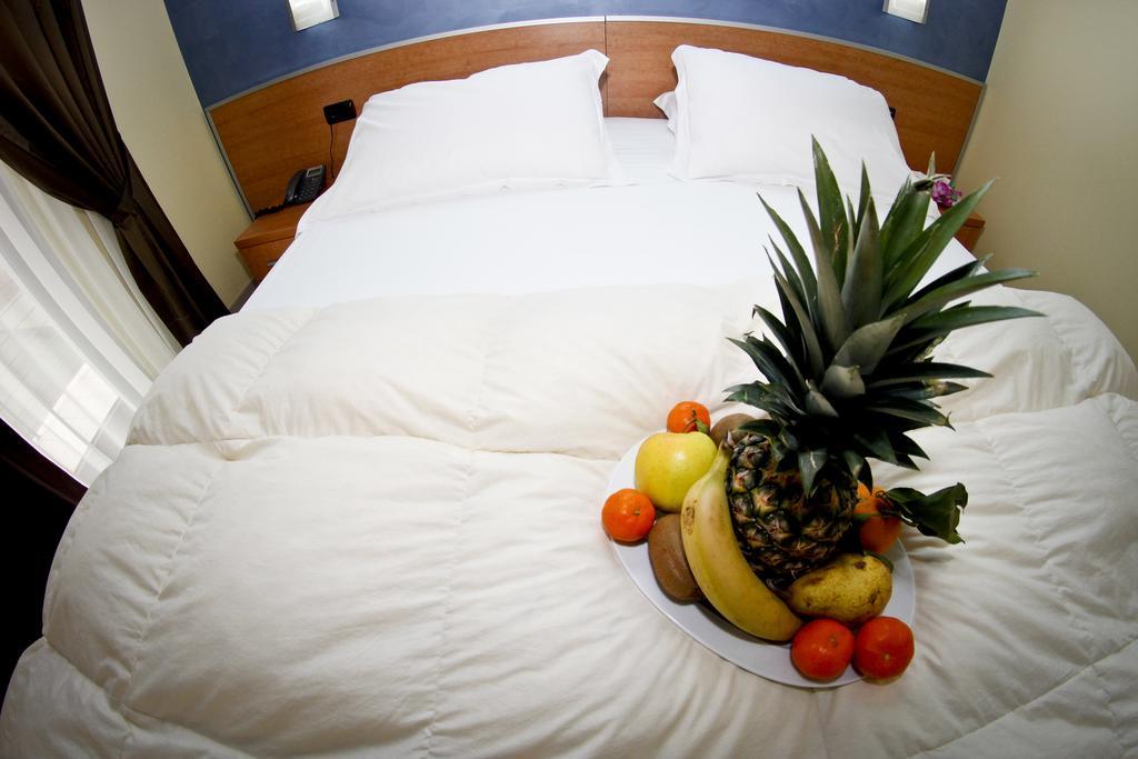 Best Western Hotel Class Lamezia Lamezia Terme Szoba fotó
