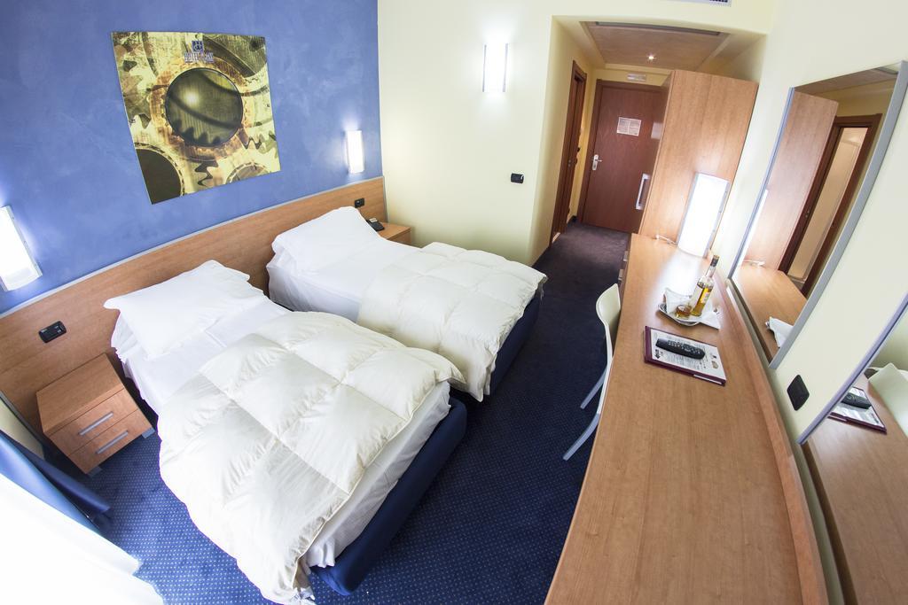 Best Western Hotel Class Lamezia Lamezia Terme Kültér fotó